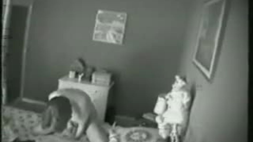 Mom Caught masturbating on a hidden cam