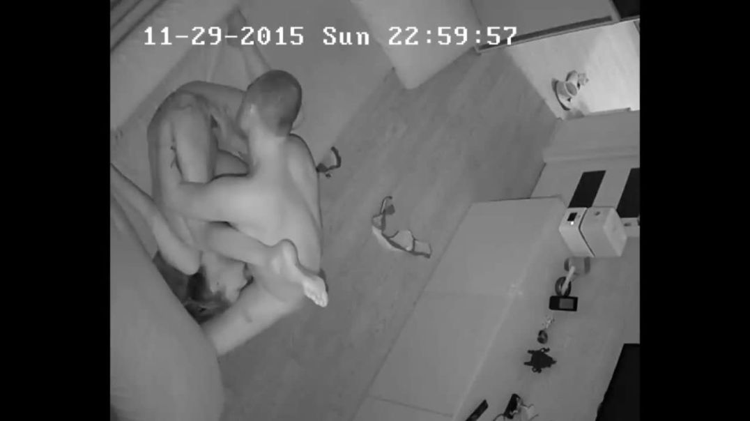 ⁣Father and daughter caught on hidden cam